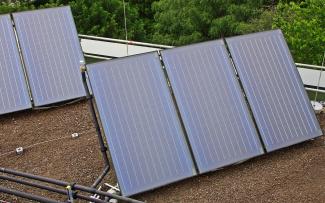 Solar thermal collectors are generally installed at a steeper angle on the roof. Solar thermal collectors on a flat roof
